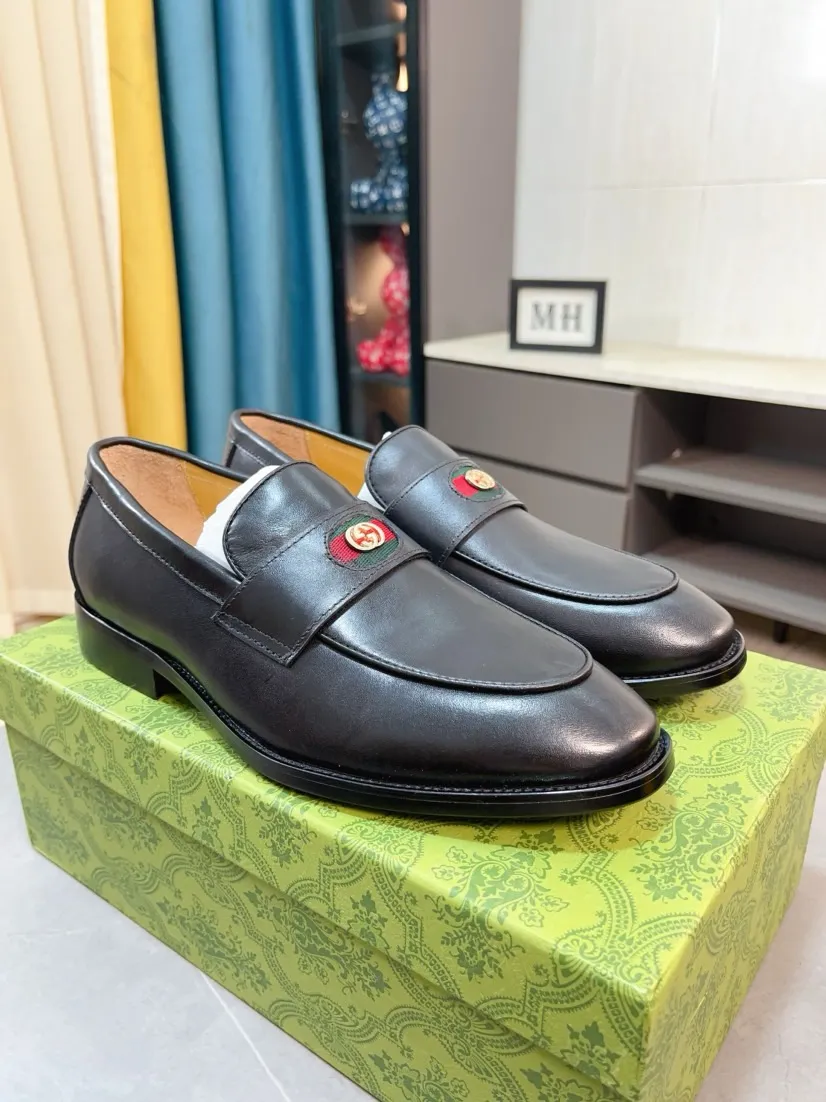 Men's Men's Shoes 💰458🌹🌹【GUCCI】The most popular classic Gucci leather shoes. Synchronized with the official website, the upper is made of Italian open-edge pig ostrich pattern➕cow leather lining, with unique brand and unique craftsmanship. Highlighting the hot style of the new year. Stop hesitating, stop wandering, get it now. Number: 38--44, 45 46 can be customized